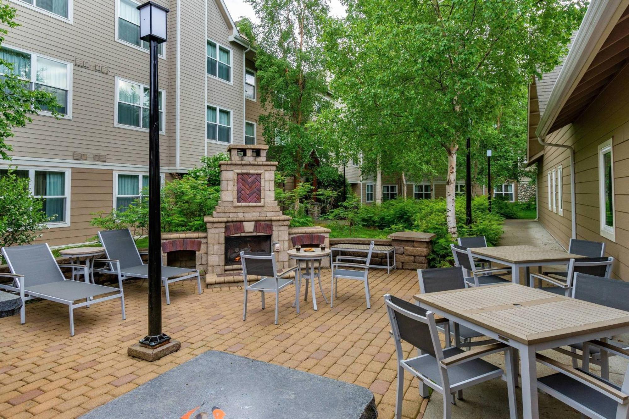 Hotel By Marriott Midtown Anchorage