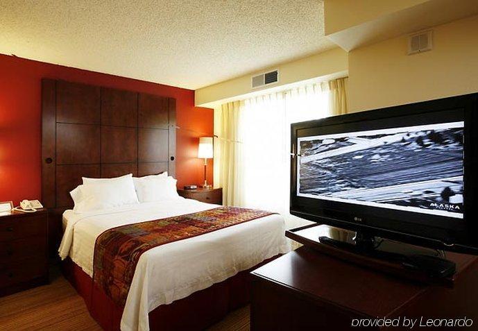 By Marriott Midtown 3*